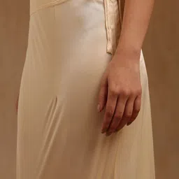 Soch Women High-Rise Saree Shapewear image 2