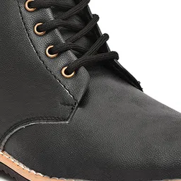 ARIWA Men Textured Casual Regular Boots image 2