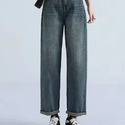 StyleCast x Revolte Women Light Fade Stretchable Jeans-picture-35