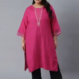 W Magenta Embellished Straight Kurta-image-1