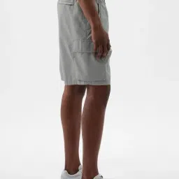 GAP Grey Mid Rise Regular Fit Solid Shorts image 3