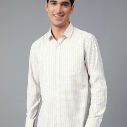 Stylecast X Kotty Spread Collar Checked Casual Shirt image 5