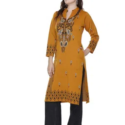 ROSARY Woven Design Woolen Kurta With Pockets image 2