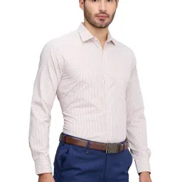 Park Avenue Yellow Slim Fit Checks Shirt image 4