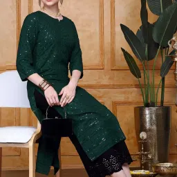 Ishin Green Embroidered Straight Kurta image 4