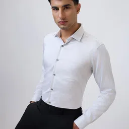 Raymond Men Solid Spread Collar Formal Shirt image 2
