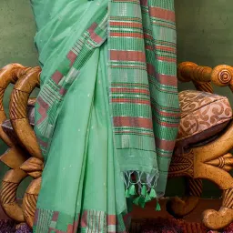 Elora Rama Green Woven Saree With Unstitched Blouse image 4