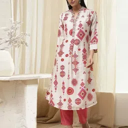 Biba Off White Regular Fit Printed Kurta image 4