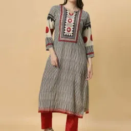 Stripes of Style, Elegance in Every Step.-image-6