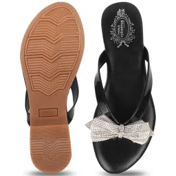 Shoetopia Women's Black Thong Sandals image 4