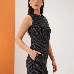 Globus Women Black Tweed Checkered Round Neck Utility Pockets Mini Sheath Workwear Dress image 4