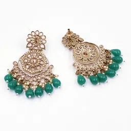 Women Click Artificial Stones Studded & Beaded Jewellery Set image 3