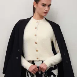 Vero Moda Off White Regular Fit Cardigan image 4