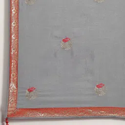 KAVINDI Floral Embroidered Saree image 2