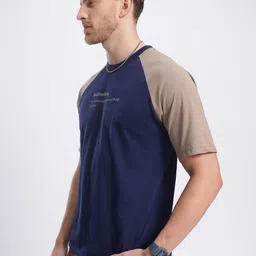glitchez MMultitasking Gen Printed T-shirt image 3