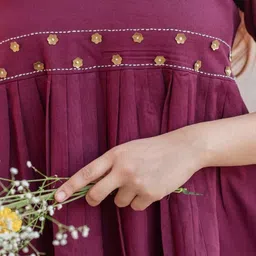 Aaysa Kurti V Neck Pure Cotton Top With Trousers Co-Ords image 4