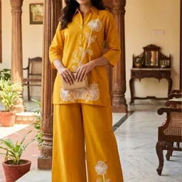 Tzelynn Embroidered Shirt Collar Tunic & Palazzos Co-Ords-picture-18