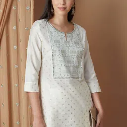 Melange by Lifestyle Off White Embroidered Straight Kurta image 4