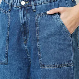 Kraus Jeans Women High-Rise Light Fade Jeans image 4