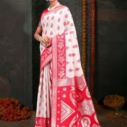 Astita Ethnic Motifs Zari Saree image 2