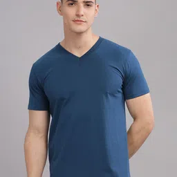 SOLACEACTIVE Typography Printed V-Neck Relaxed Fit T-shirt-image-24