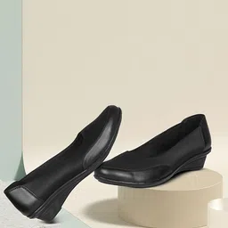 FOOTSHEZ Women Pointed Toe Wedge Heels-picture-26