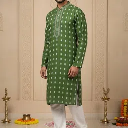 NFC CREATION Men Printed Regular Pure Cotton Kurta With Pyjamas image 2