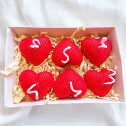 Eleven To Eleven Decor Red 6 pieces Heart Shaped Candles-image-70