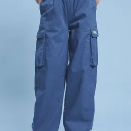 URA STREET Women Classic Loose Fit High-Rise Cargos Trousers-image-32