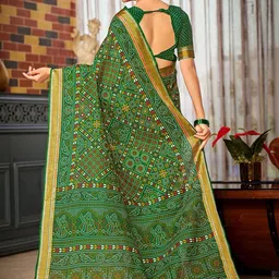 LeeliPeeri Designer Bandhani Zari Handloom Bandhani Saree image 2