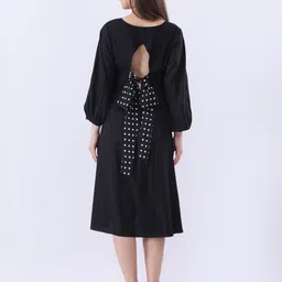 Qurvii Women Solid Puff Sleeve A-Line Midi Dress with Polka Dot Bow image 3
