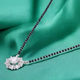 crash.club By CKC Sterling Silver Black Bead & Floral Pendant Necklace-picture-24