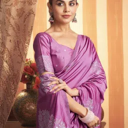 Satrani Purple Woven Saree With Unstitched Blouse image 5