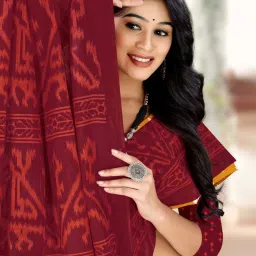 Satrani Turmeric Yellow & Maroon Pure Cotton Printed Saree With Unstitched Blouse image 5