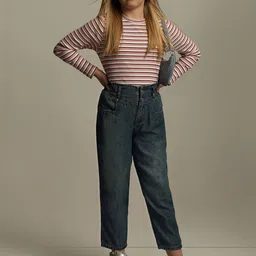 Vero Moda Girls Mid-Rise Light Fade Stretchable Jeans-picture-49