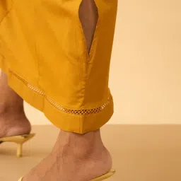 Taneira Dark Yellow Cotton Lycra Regular Fit Solid Inskirt image 5