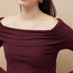 Code by Lifestyle Maroon Plain Top image 5
