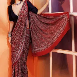 Aditri Madder Red Parwaaz Handprinted Ajrakh On Modal Silk Saree image 5