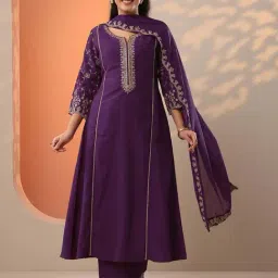 Libas Wine Regular Fit Embroidered Kurta Set-picture-13