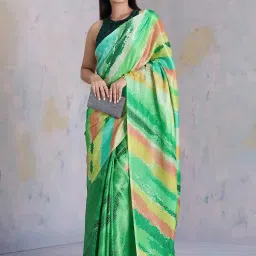 navyasa by liva Green Printed Saree With Unstitched Blouse image 5