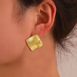 Aurelva Gold-Plated Textured Square Stud Earrings image 2