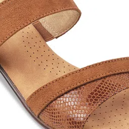 Mochi Brown Women Textured Block Sandals image 4