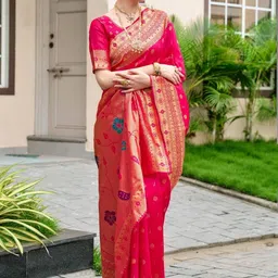 Kalista Woven Design Zari Silk Blend Handloom Paithani Saree image 4