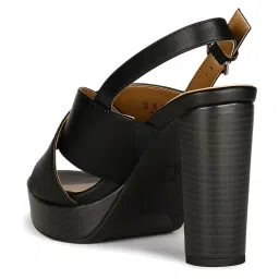 Naturalizer by Bata Women's NYLAH Black Back Strap Sandals image 5