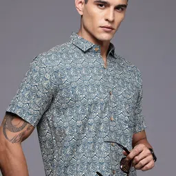 Patrah Men Relaxed Printed Pure Cotton Casual Shirt-picture-23