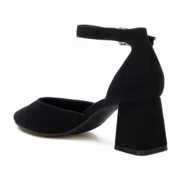 London Rag Women's Black Ankle Strap Sandals image 5