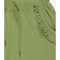 Kiddopanti Kids Green & Peach Solid Shorts (Pack Of 2) image 5