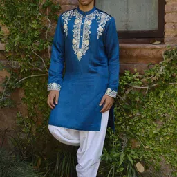 Ankit V Kapoor Kapurthala Floral Embroidered Thread Work Srtraight Kurta with Salwar image 1