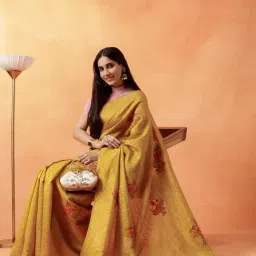 navyasa by liva Mustard Floral Saree with Unstitched Blouse-image-15