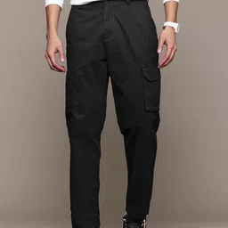 The Roadster Lifestyle Co. Men Relaxed Fit Pure Cotton Cargos-image-11